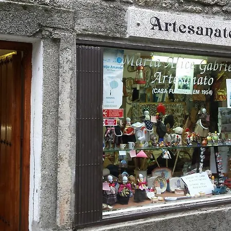 A Casa Mais Portuguesa Monsanto