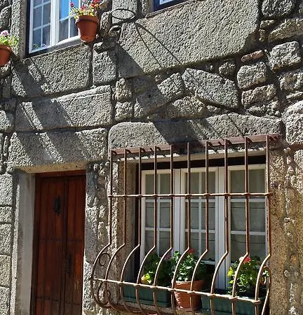 A Casa Mais Portuguesa Guest house *